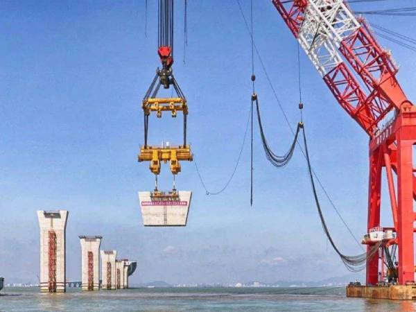 海面漂浮平臺的設計理念和工程背景是怎樣的？